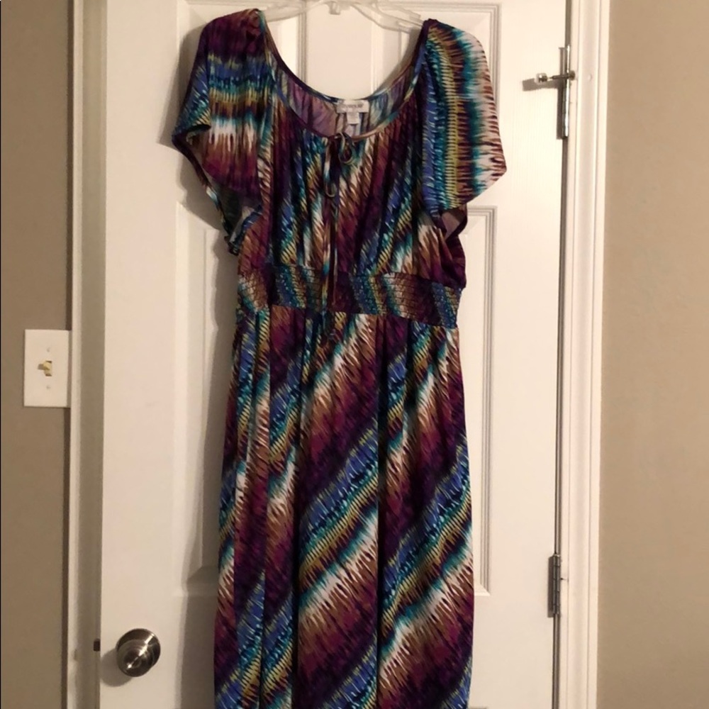 Short sleeve dress